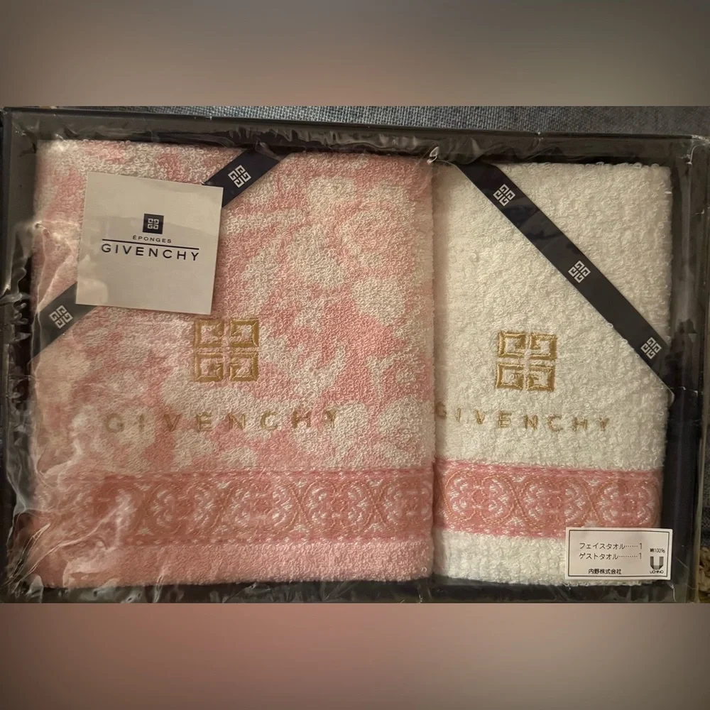 Givenchy Hand Towel/Face Towel💕NWT sealed.